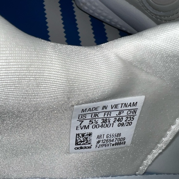 ADIDAS Ozweego Plus Sneakers - Picture 6 of 9